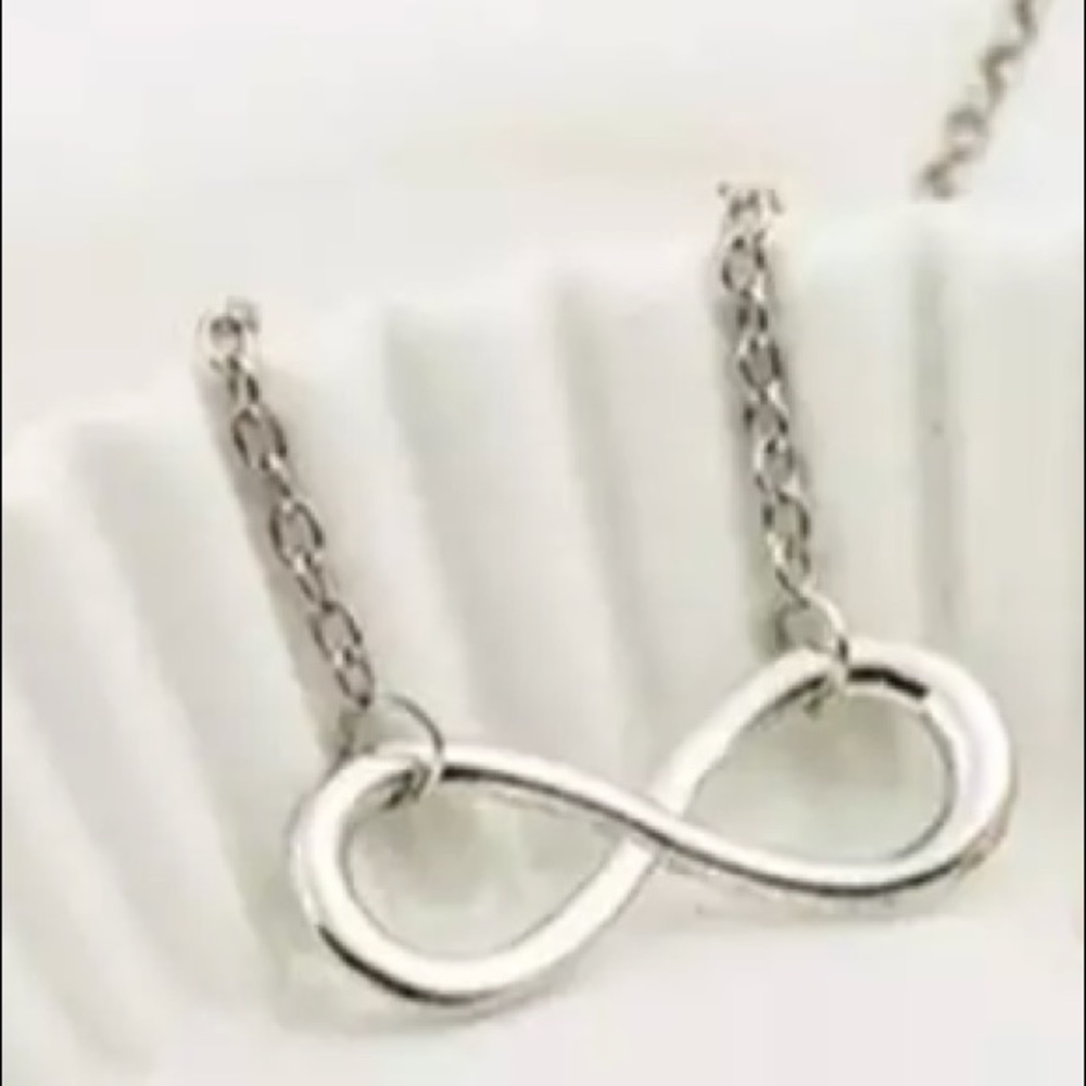 NEW!💎💙💎INFINITY 8 NECKLACE! ♾BUNDLE 4 DISCOUNT! - Picture 3 of 4